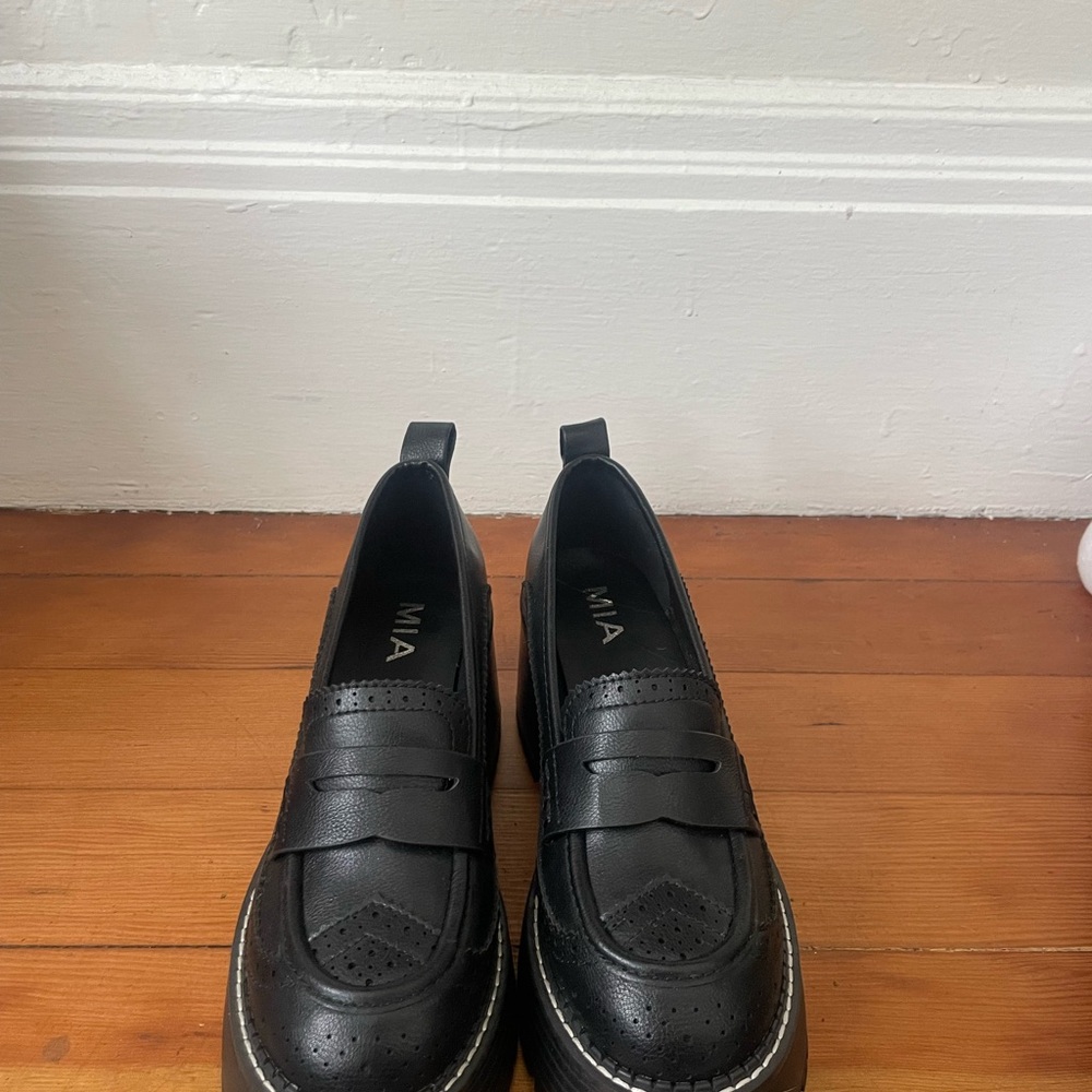 MIA Black Loafers Slip-On Classic